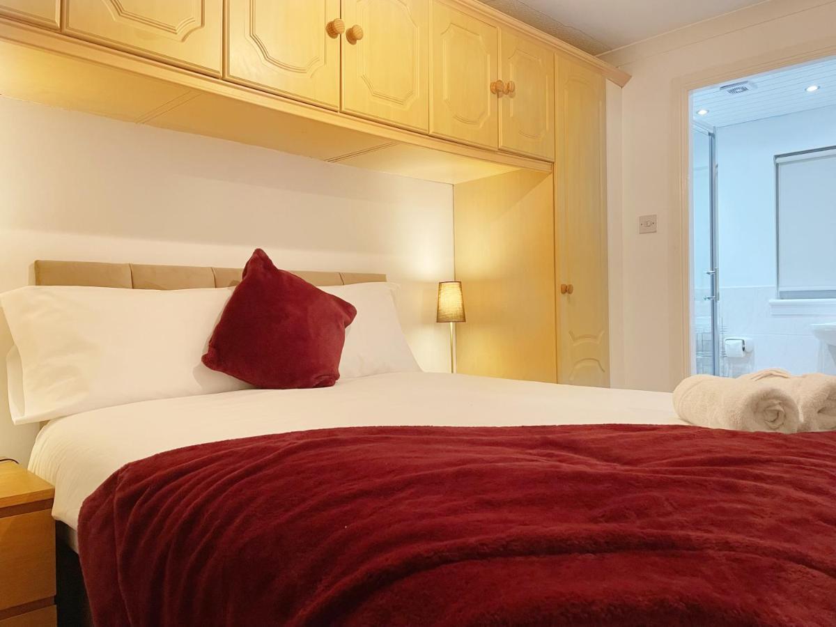 Villa Cozy Nights Svp Detached House Glasgow Exterior foto